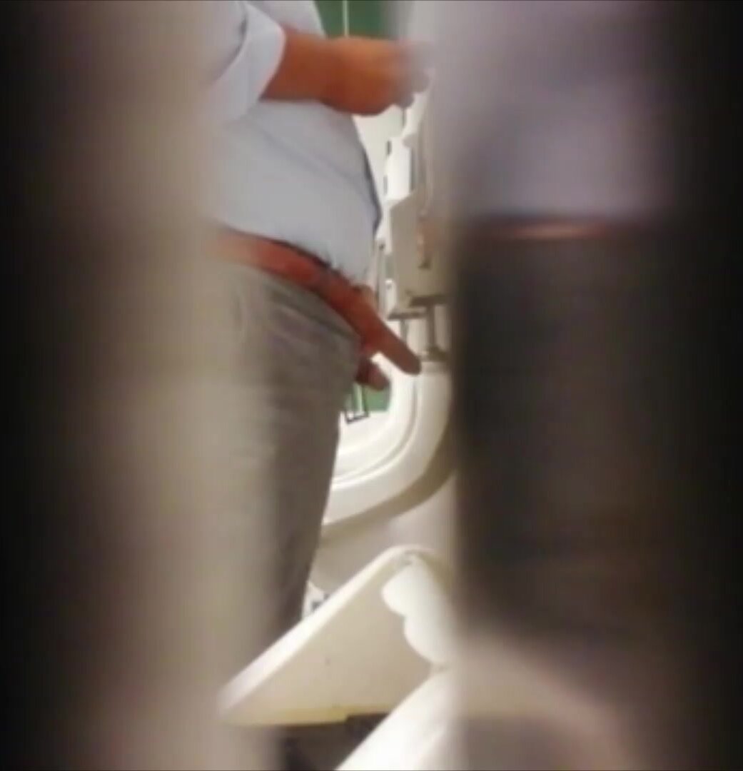 public urinal - video 7