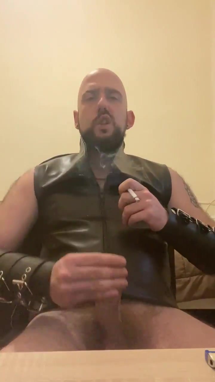 bald smoker wanks cock - video 3