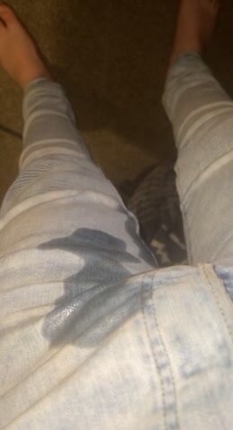 Quickie jeans piss
