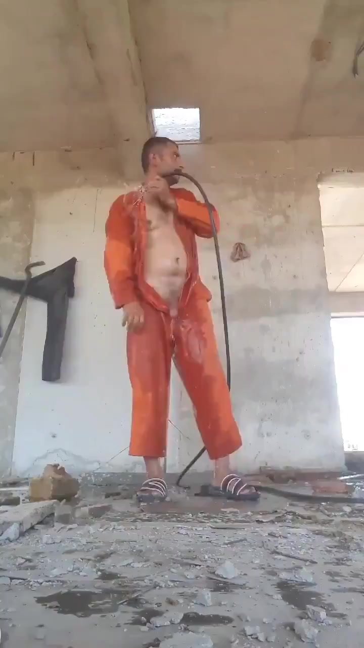 Sexy turkish daddy showering