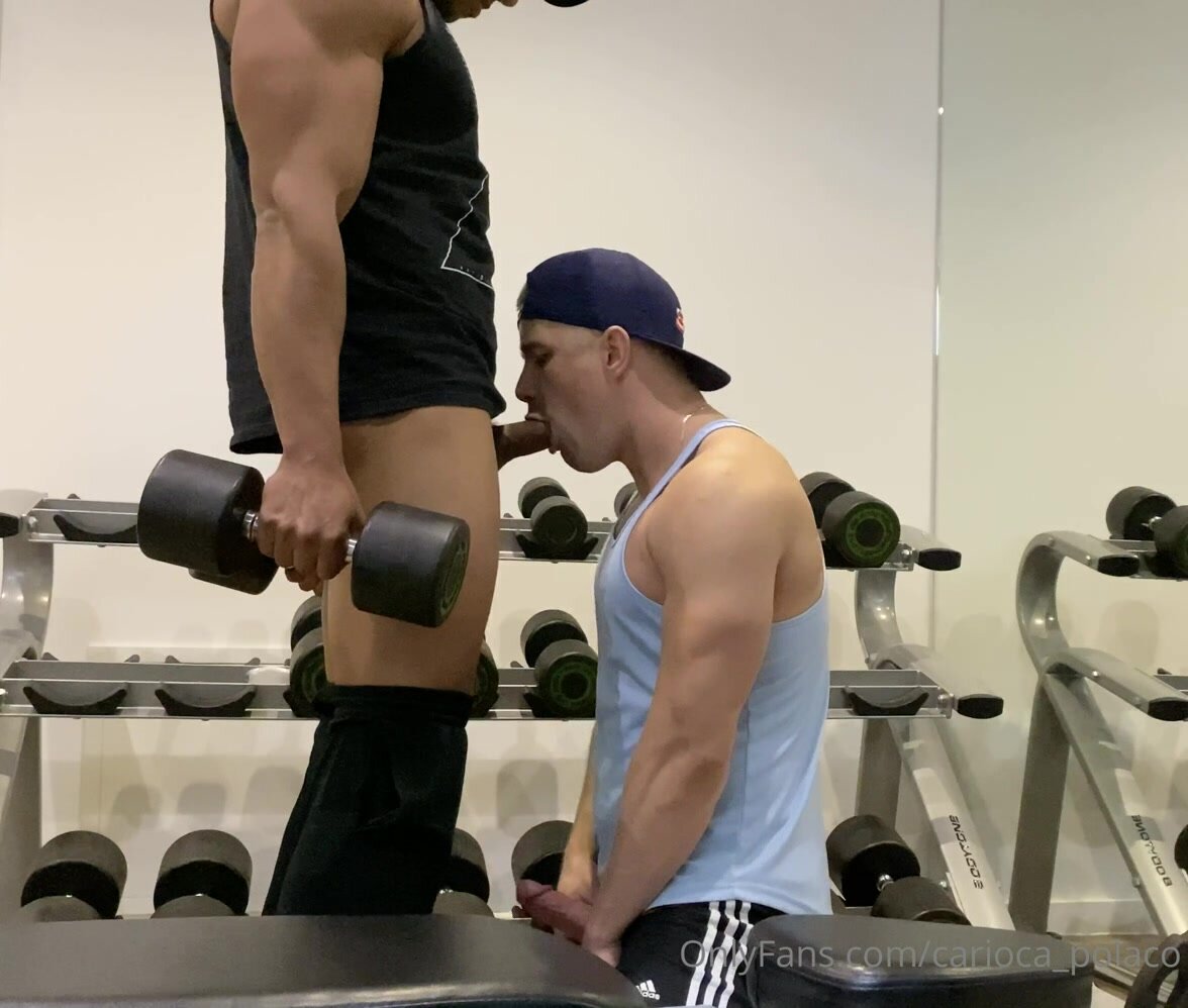 2 friends on cam - video 275
