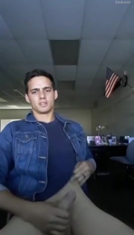 hot straight boy cumming on cam