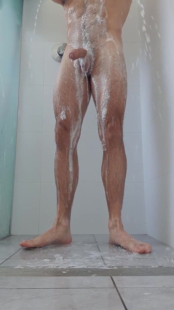 Aussie daddy feet and legs