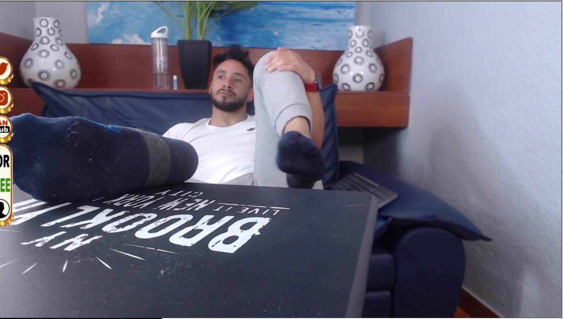 feet feet - video 37