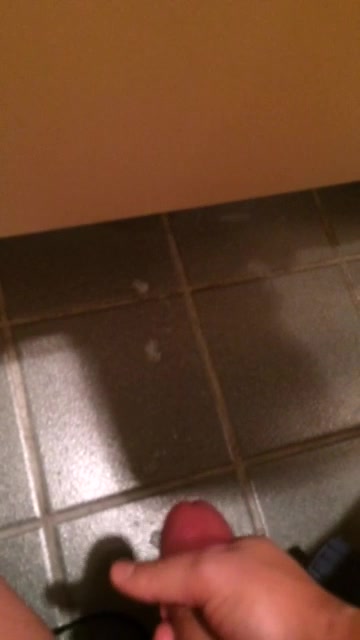 toilet wank - video 42