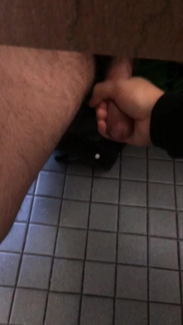 toilet wank - video 43