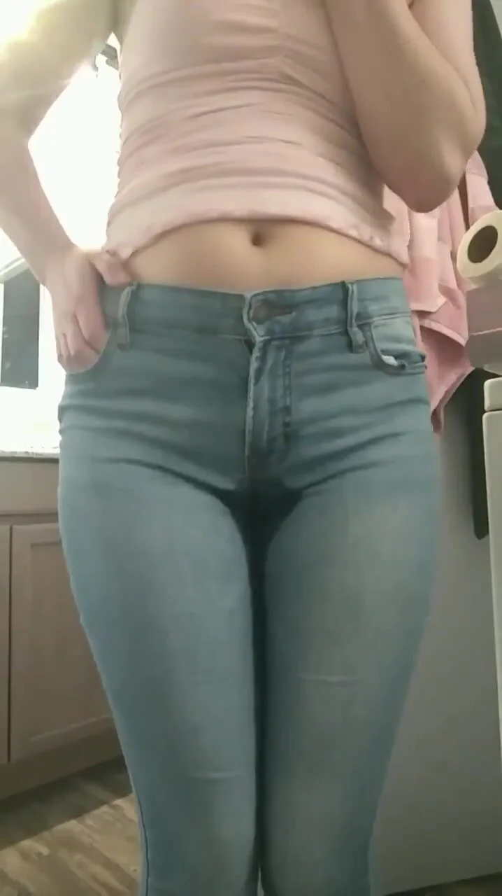 pics my wife peeing her pants Porn Photos Hd