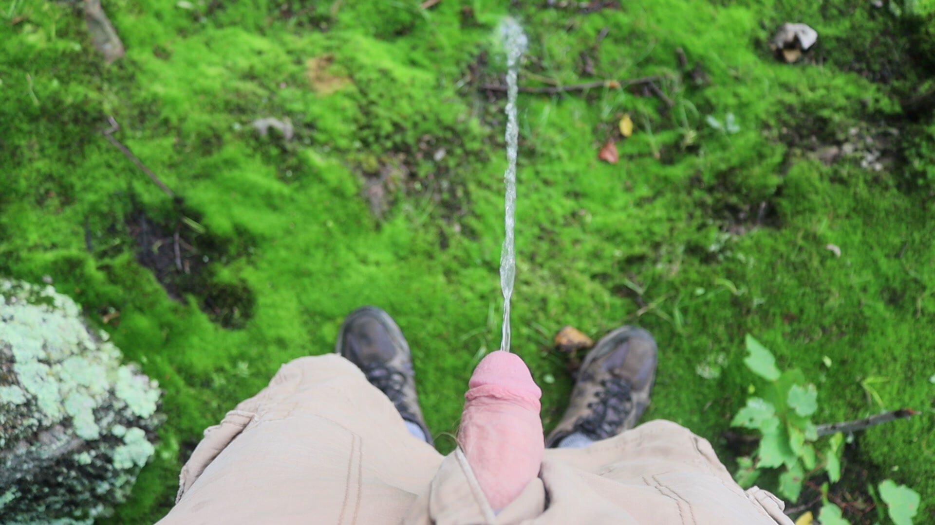 Piss on a hike
