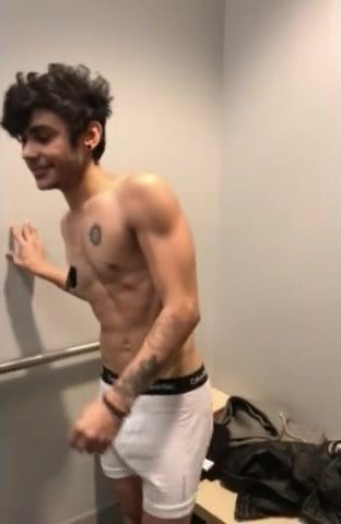 cute skinny muscle lad jerks off and finger