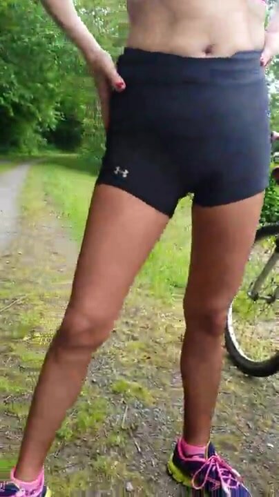 Girl pee her bicycle pants