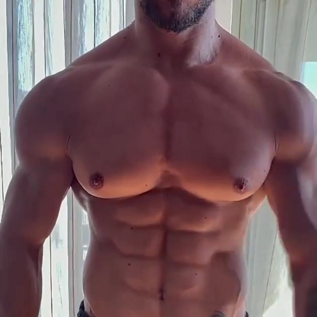 I'd Worship His Abs & Suck His Perfect Chest Every Day