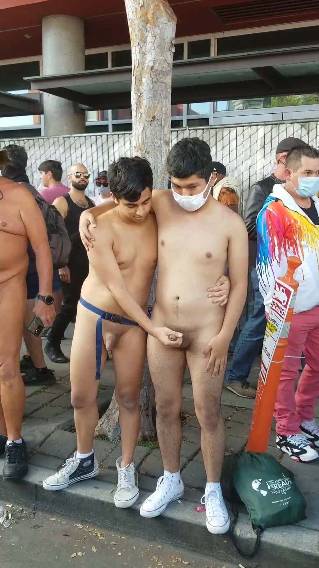 Folsom dick flash