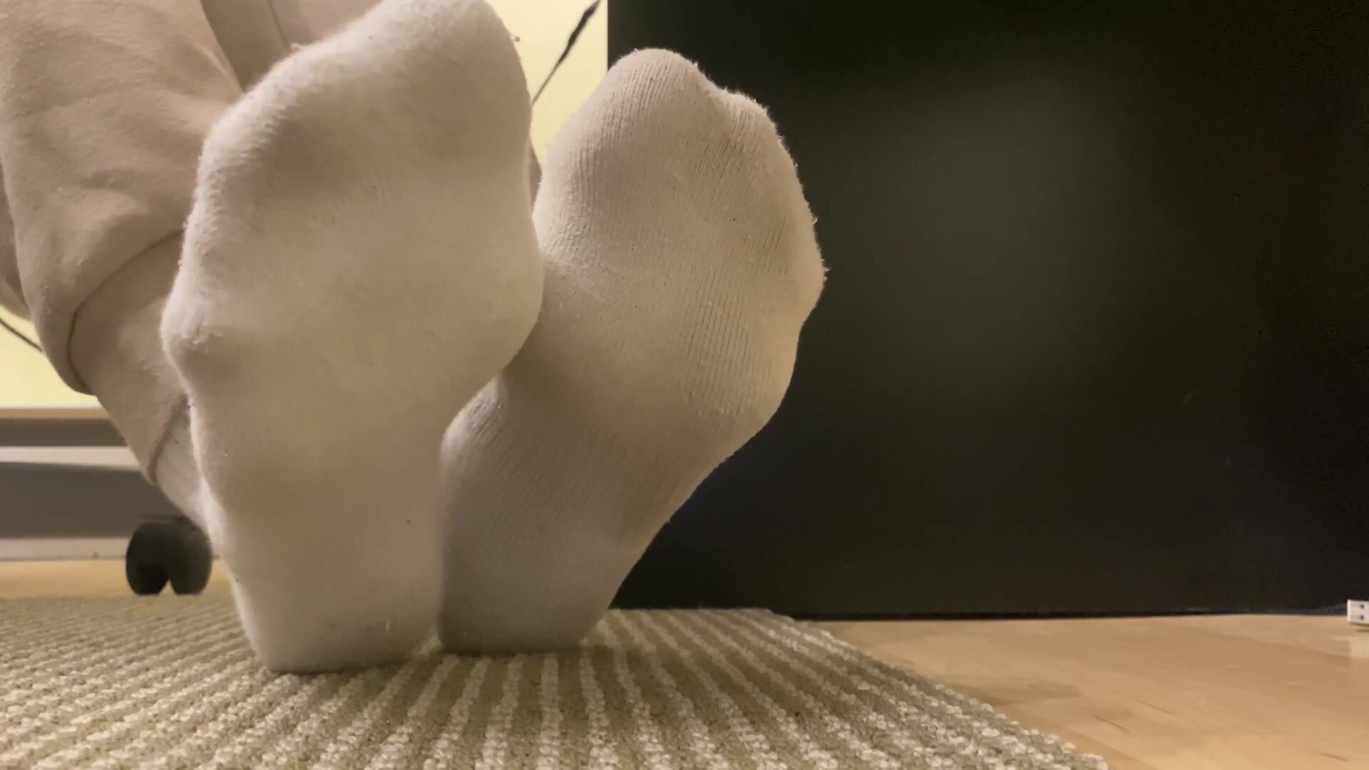 Twinks Sexy Socked Feet Under Desk