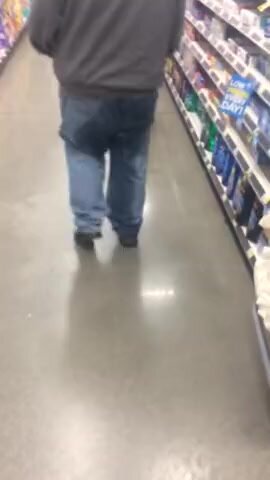 Pee pants shopping