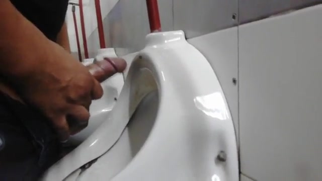 Nice big cocks at the urinals in Rio