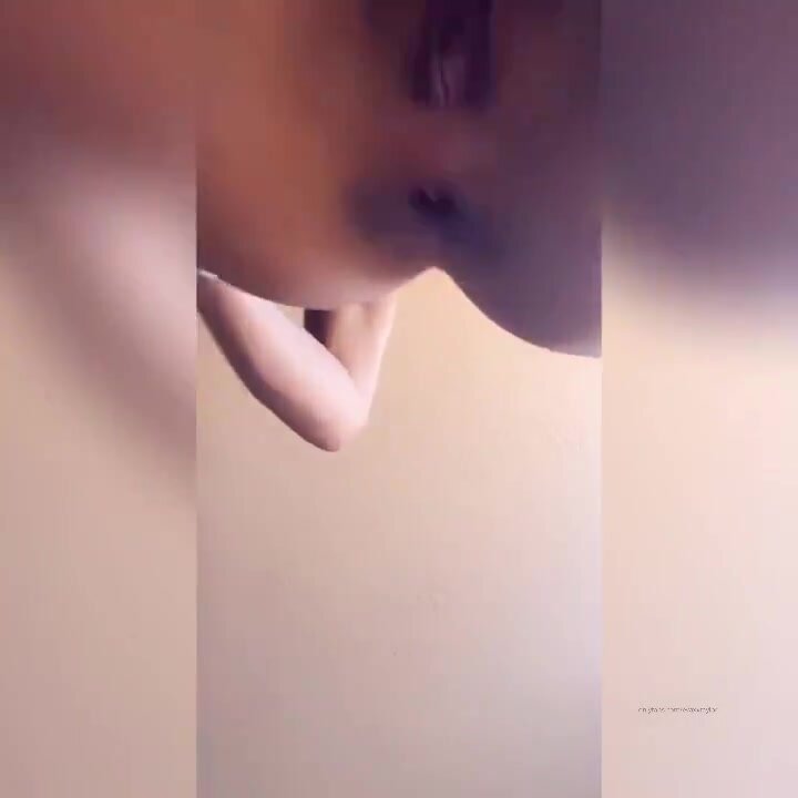 Sexy girl farting part 2