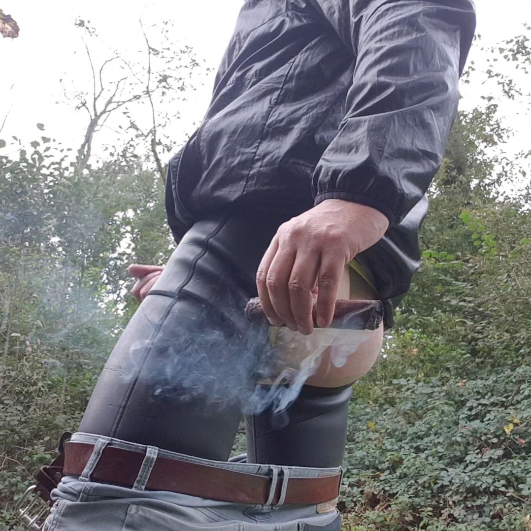 Cigar wank and cum outdoors