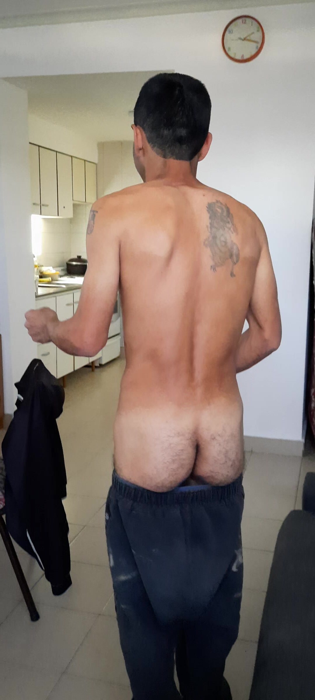 Straight man dancing ass naked for Money