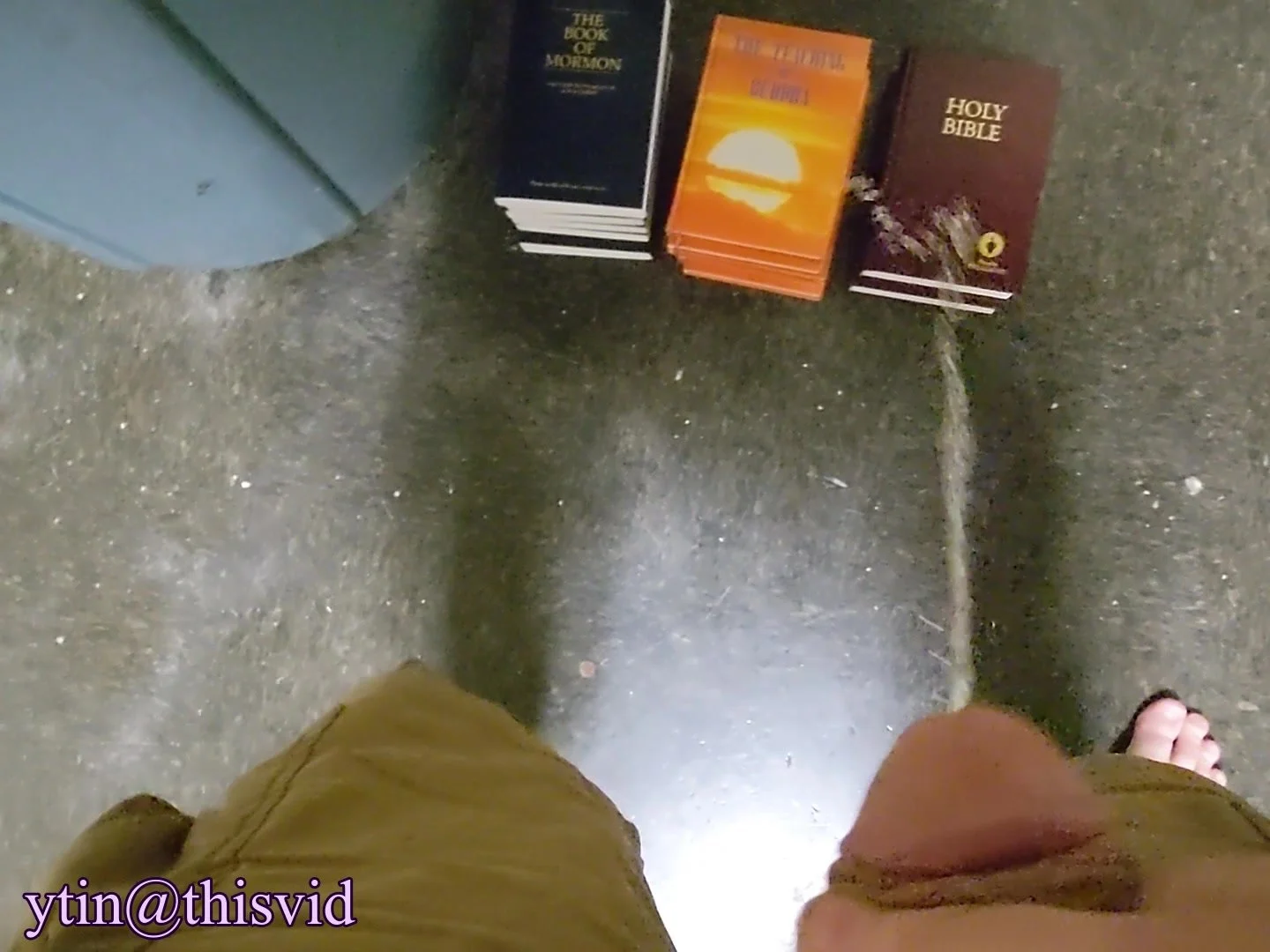 Video: Hotel Housekeeping Religious Book Piss - ThisVid.com