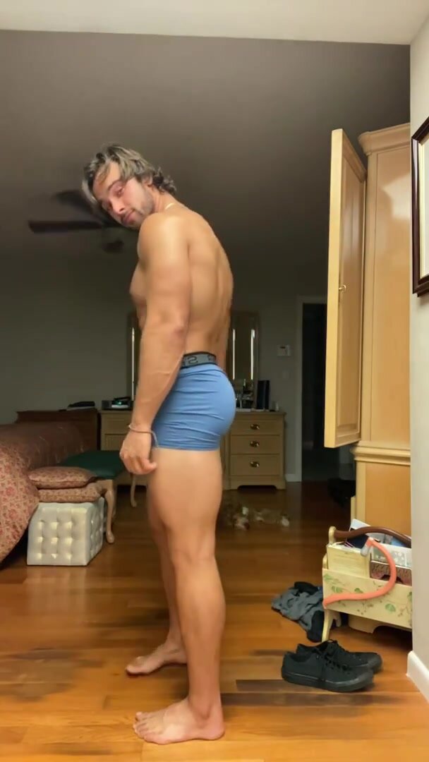 model - video 8