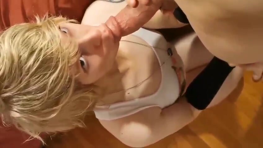 Blonde twink deepthroat cock