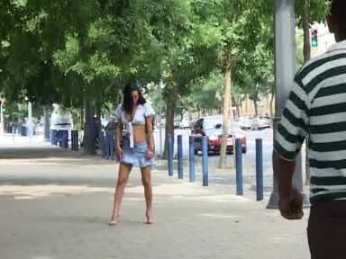 A girls shows pussy while walking