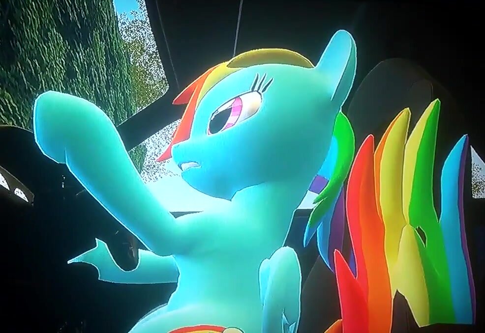 Rainbow Dash pedal pumping and cranking #2