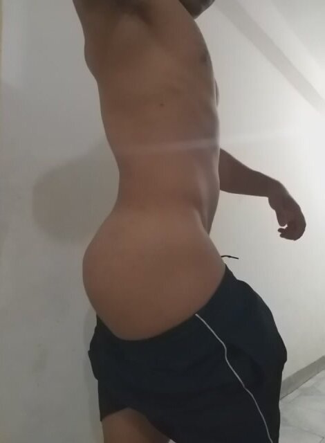 Muscle Guy butt