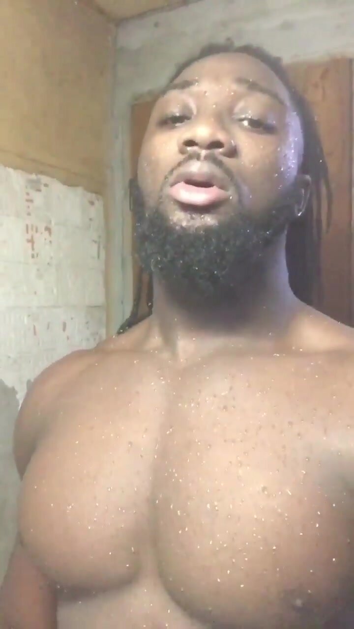 Marc arthur on the shower