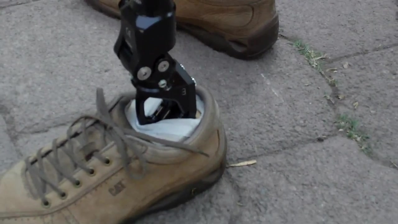 SAK Man with artificial leg