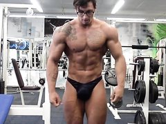 Hot bodybuilder with a big bulge