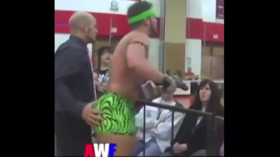 Big Wrestler Ass