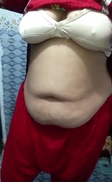 Bangla desi College Girl Show her Sexy Body At bathroom