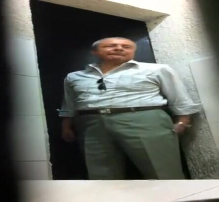 Mexican daddies jerking off in public urinals - video 2