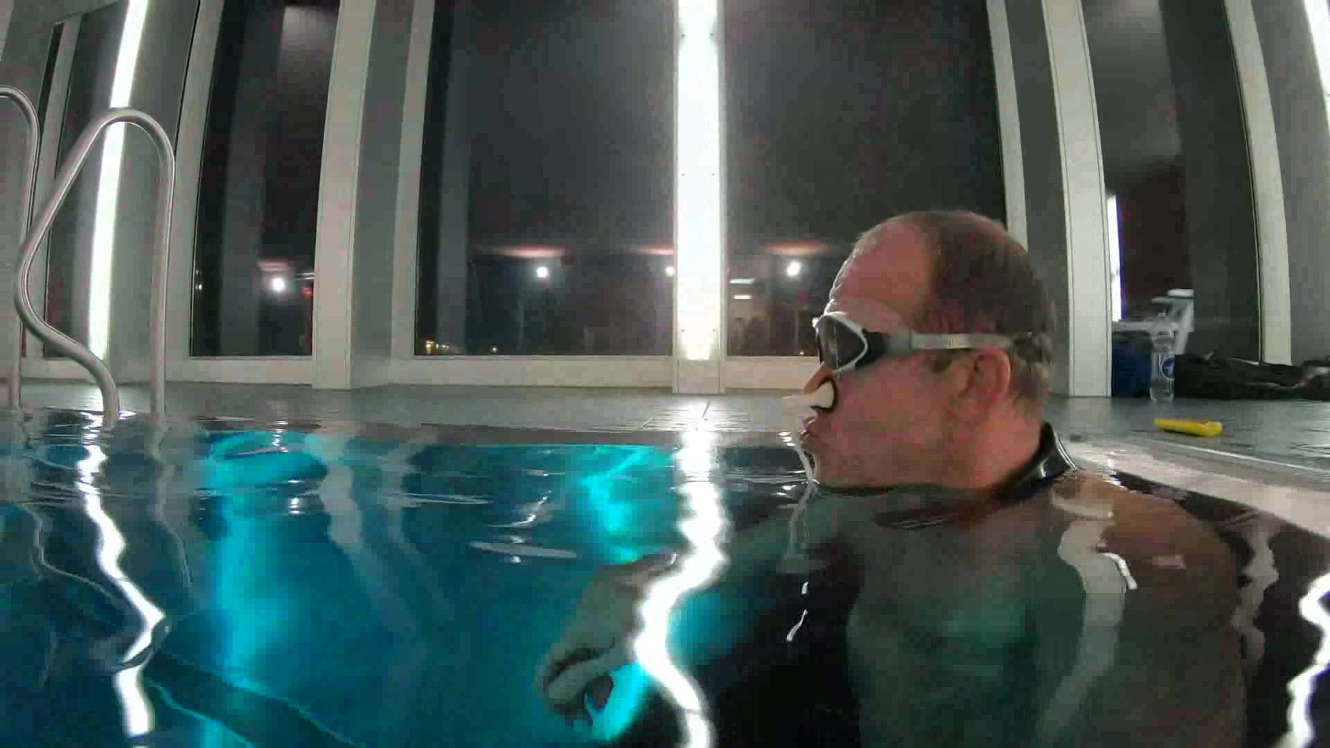 German freedivers underwater in pool - video 2