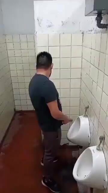 Urinal Jerk Off