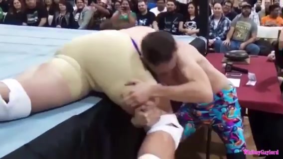 Wrestler Cake