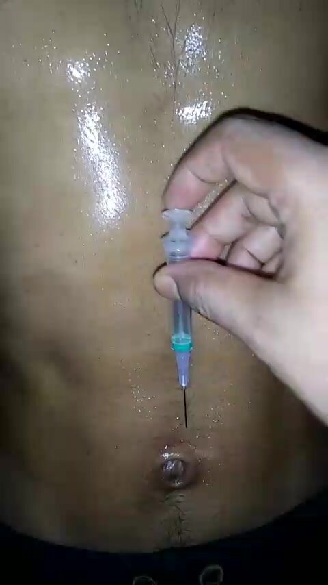 Abdomen injection needle pierce