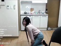 Korean girl burp/farts