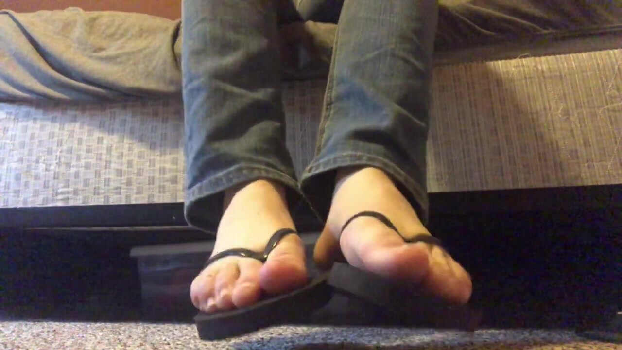 Twink Feet In Flip Flops 2