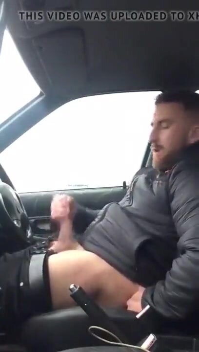 hot boy jerking in the car2