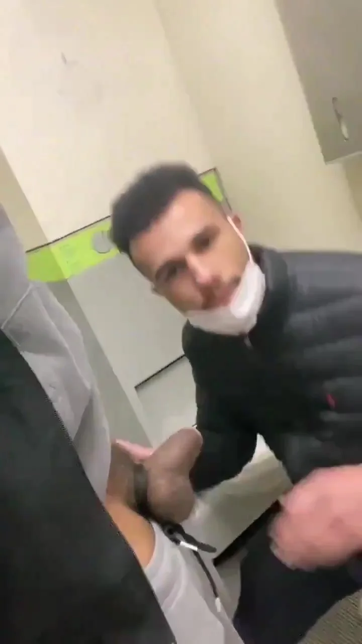 First time sucking dick and he likes it - ThisVid.com