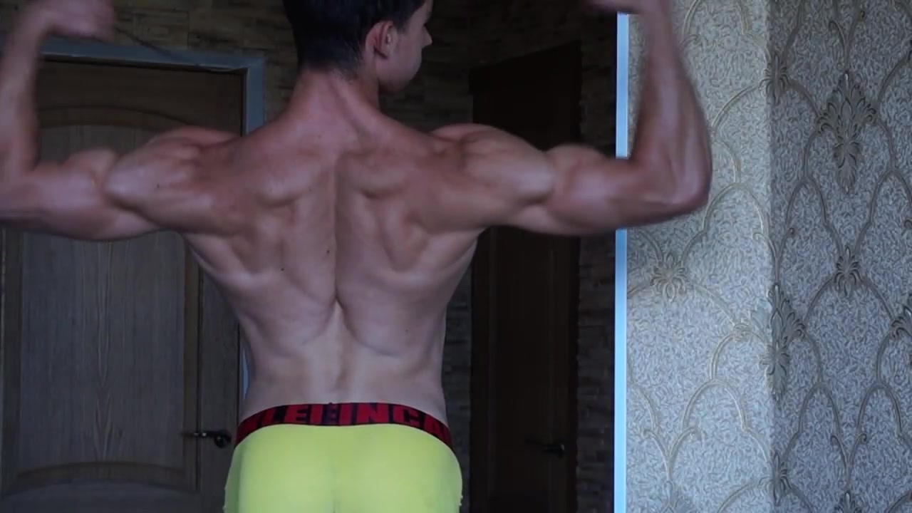 russian muscle guy 20 - video 6