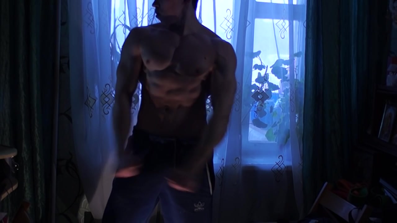 russian muscle guy 20 - video 9