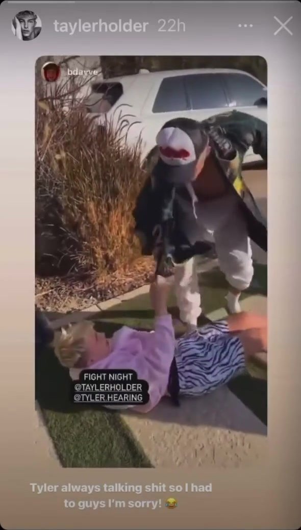 Tayler Holder gives Tyler Hearing a Wedgie 2