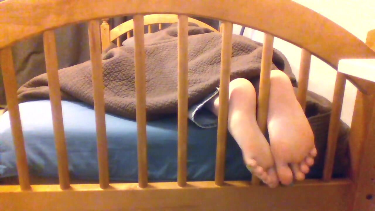 Sexy Twinks Soles In Bed