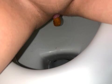 Pooping - video 375