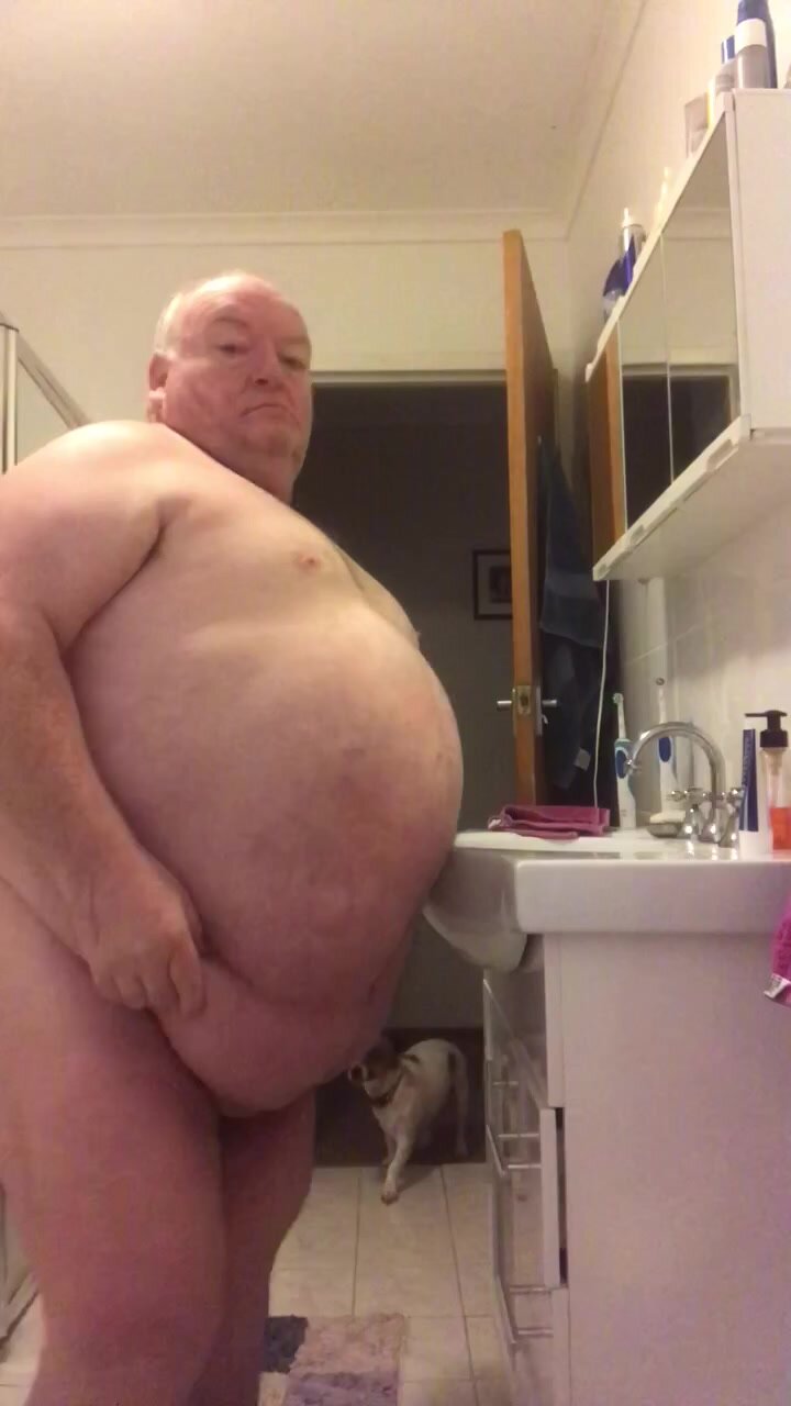 Fat gut on a sink
