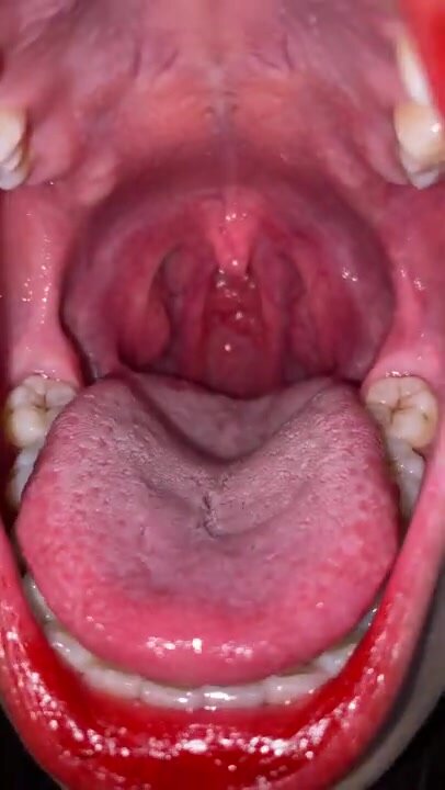 Mouth fetish - video 7