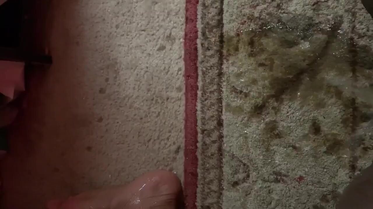 Drunk girl pees on her bedroom rug
